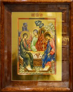 Рукописная икона Святая Троица в киоте №49 (Размер 30х40 см)