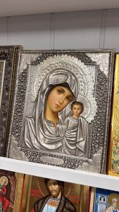 Рукописная икона Казанская с окладом №118 (Размер 27х31 см)